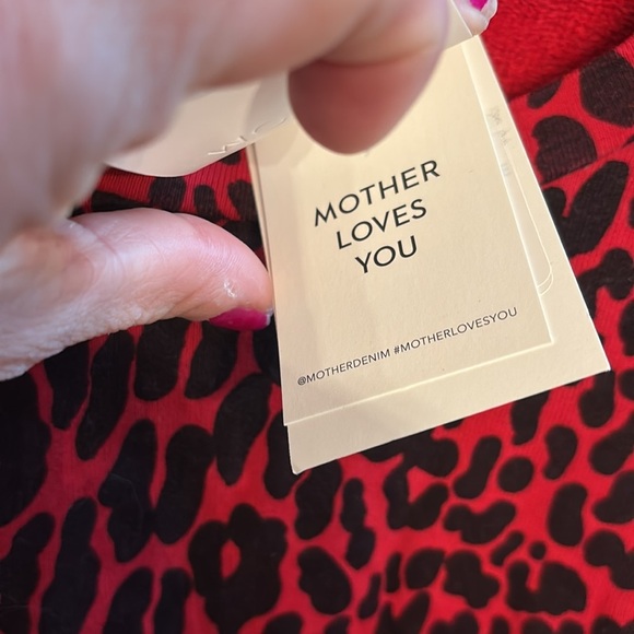 NWT MOTHER 3/4 sleeve koozie radioactive paws sz sm - Picture 7 of 8